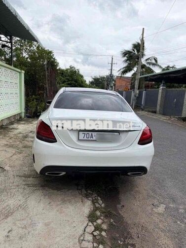 Mercedes-Benz C300 AMG 2020 Trắng