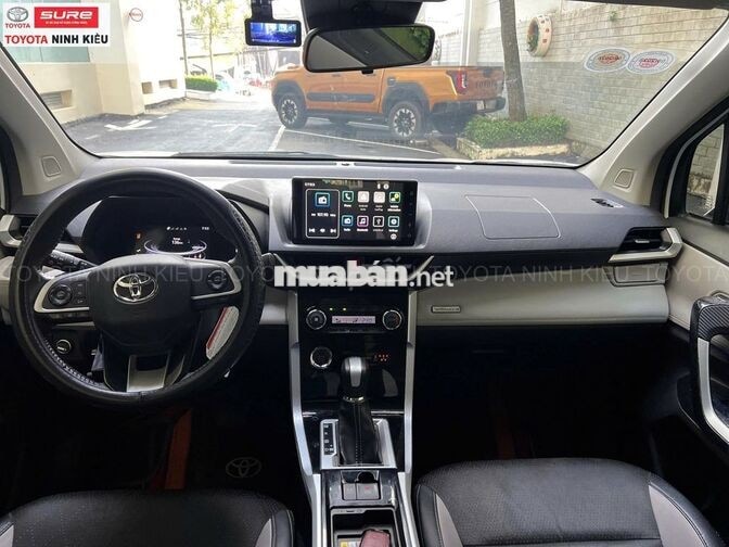 Toyota Veloz Cross TOP2025 Trắng 57.000 km