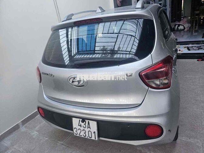 Hyundai i10 2017 Tự động Bạc