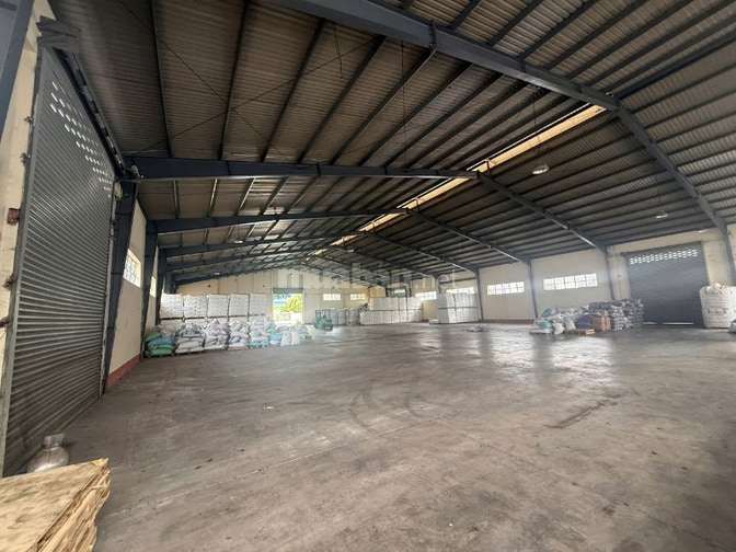 Cho thuê nhà xưởng 1500m2 phường Thới An
