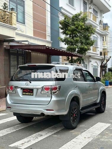 Toyota Fortuner 2015 Số sàn Dầu Bạc