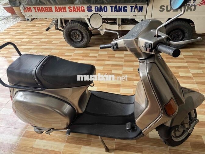 Piaggio Vespa PX150E Nâu 150cc Đài Loan có đề