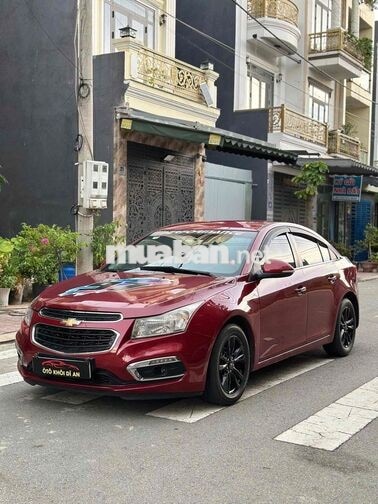 Chevrolet Cruze LT 2017 Số sàn Xăng Đỏ