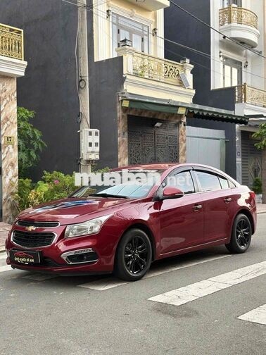Chevrolet Cruze LT 2017 Số sàn Xăng Đỏ