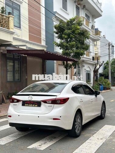 Mazda Mazda 3 2019 Số tự động Xăng 1.5L Trắng