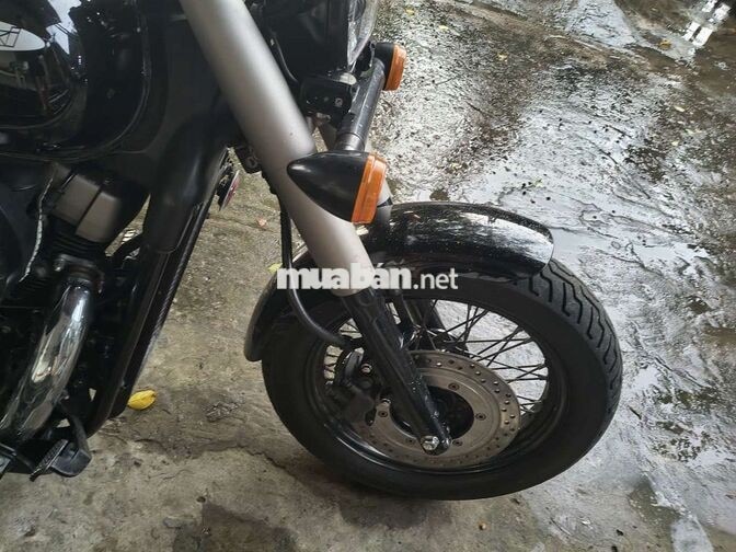 Kawasaki Shadow 750 Đen