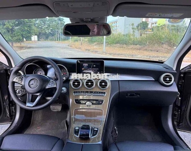 Mercedes-Benz C250 2017 Đen