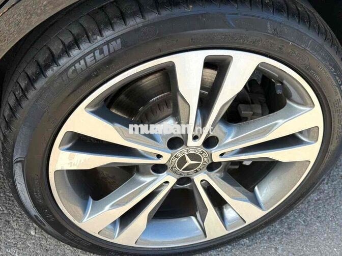 Mercedes-Benz C250 2017 Đen
