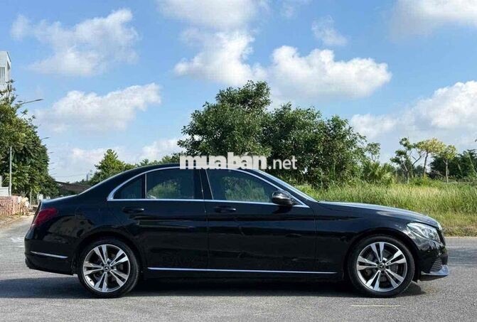 Mercedes-Benz C250 2017 Đen