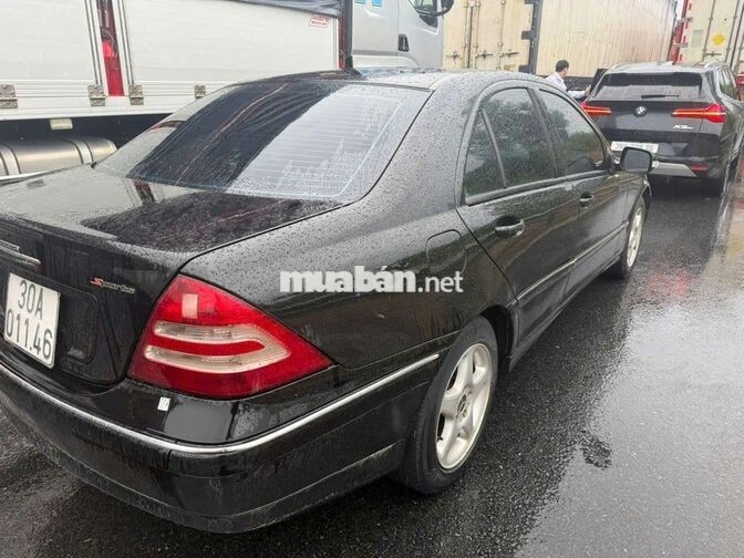 Mercedes-Benz C240 2005 Tự động Đen