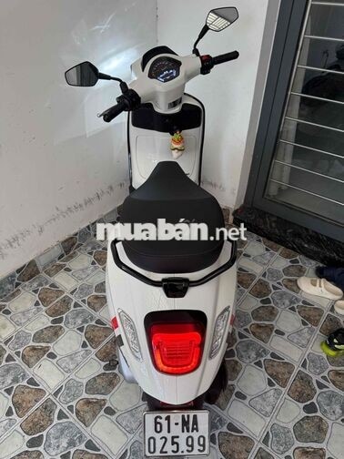 Vespa Sprint 150 Trắng 236 km
