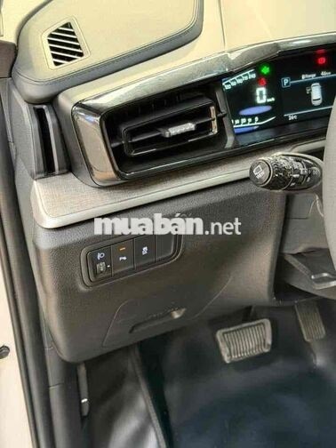 Hyundai Custin 2023 1.5 Đặc Biệt