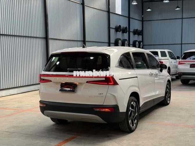 Hyundai Custin 2023 1.5 Đặc Biệt