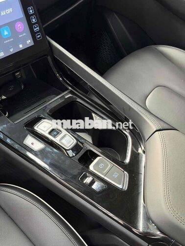 Hyundai Custin 2023 1.5 Đặc Biệt