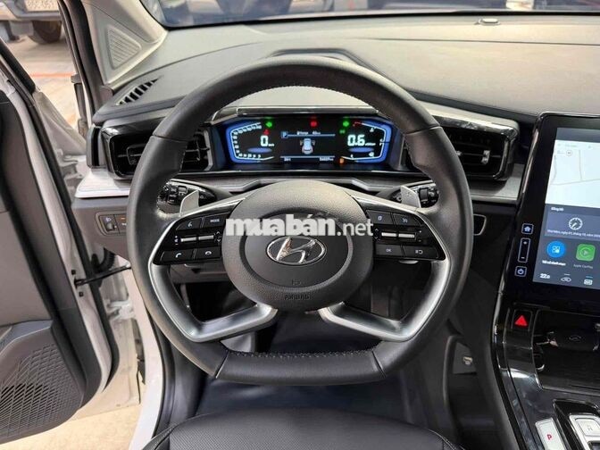 Hyundai Custin 2023 1.5 Đặc Biệt