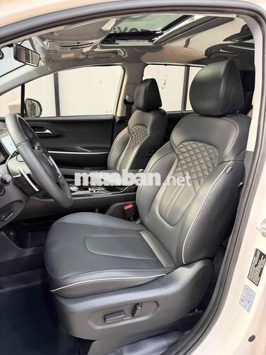 Hyundai Custin 2023 1.5 Đặc Biệt