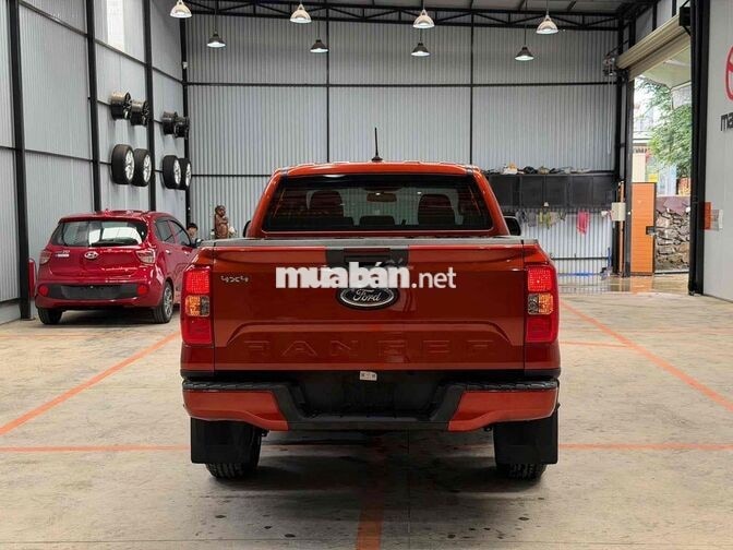 Ford Ranger Nextgen XLS 2024 AT 2 cầu