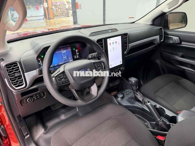 Ford Ranger Nextgen XLS 2024 AT 2 cầu