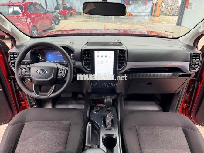Ford Ranger Nextgen XLS 2024 AT 2 cầu