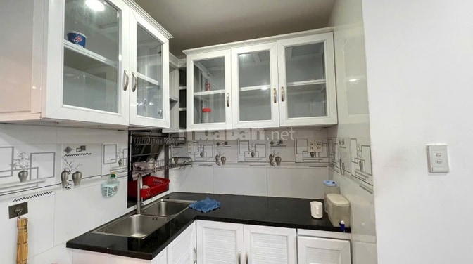 Nhà  1 lầu-2p ngủ hẻm 281 Lý Thường Kiệt, Phú Thọ giá 9tr/tháng