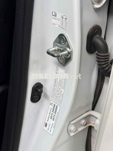 Toyota Fortuner 2023 AT dầu