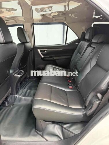 Toyota Fortuner 2023 AT dầu
