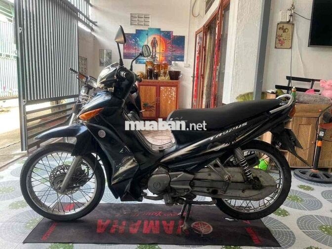 Yamaha Taurus Đen Xe số