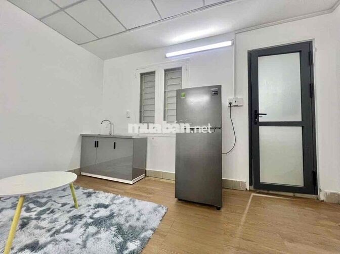 PHÒNG MỚI XÂY FULL NT ở được 2-3 người gần cầu Nguyễn Tri Phương - UEH