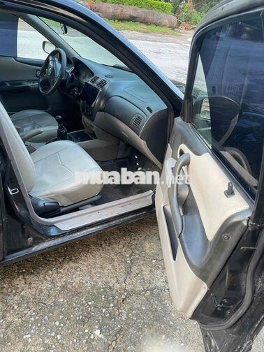 Mazda 323 Classic 2004 Đen Việt Nam