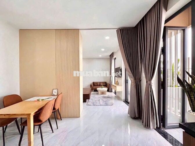 Căn hộ Tân Định ban công cho thuê 40m2 gần hồ Con Rùa Full nội thất Q1