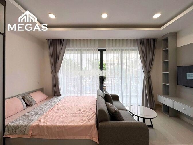 Căn hộ tại Tân Định cho thuê ban công 40m2 ngay Viện ISB Full nội thất