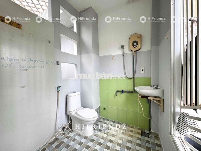 PHÒNG TRỌ SINH VIÊN CÓ BAN CÔNG RỘNG THOÁNG, Mặt tiền Nguyễn Trãi Q5