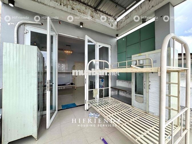 PHÒNG TRỌ SINH VIÊN CÓ BAN CÔNG RỘNG THOÁNG, Mặt tiền Nguyễn Trãi Q5