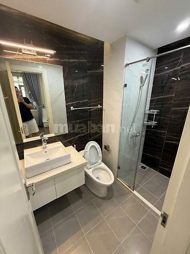 Bán chung cư 349 Vũ Tông Phan,Thanh Xuân 70m2 2 ngủ,2 wc,giá 5 tỷ mới