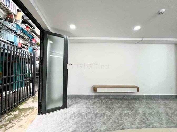 Cho Thuê Studio Cửa Sổ Thoáng Full Nội Thất CMT8 Q10 Giáp Q3⁠