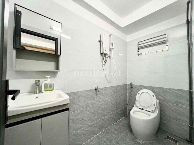 Cho Thuê Studio Cửa Sổ Thoáng Full Nội Thất CMT8 Q10 Giáp Q3⁠