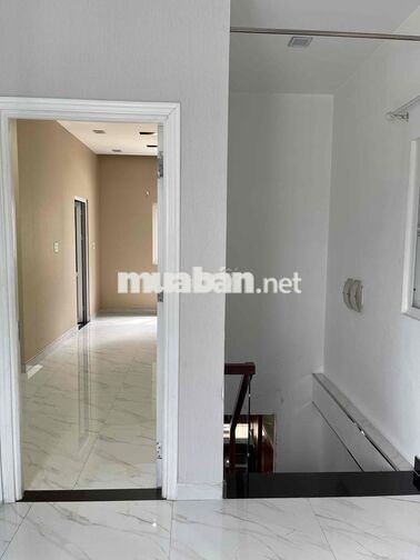 Cho Thuê Nhà Mặt Tiền Ngắn Hạn