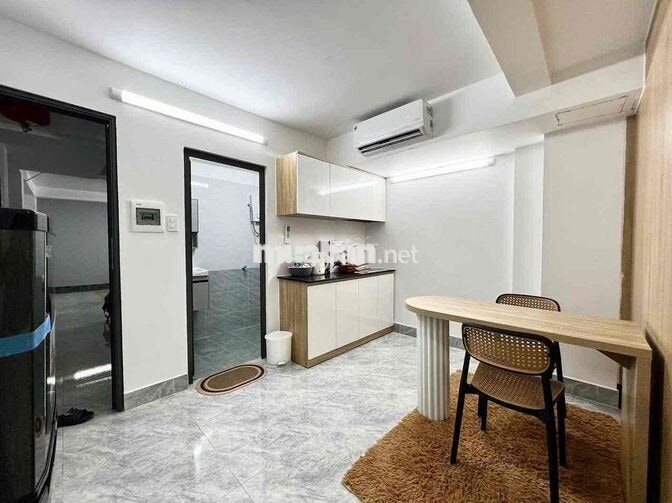 Cho Thuê Studio Cửa Sổ Thoáng Full Nội Thất CMT8 Q10 Giáp Q3⁠