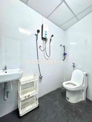 PHÒNG TRỌ HSSV NT CƠ BẢN NGAY TOÀ VIETTEL CHỢ HOÀ HƯNG CMT8 QUẬN 3