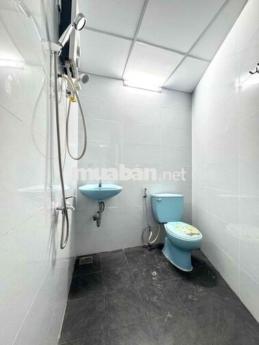PHÒNG TRỌ HSSV NT CƠ BẢN NGAY TOÀ VIETTEL CHỢ HOÀ HƯNG CMT8 QUẬN 3