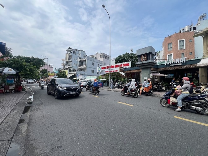 CHUYỂN NHƯỢNG TÀI SẢN GÓC 2 MẶT TIỀN 101 ĐƯỜNG NƠ TRANG LONG