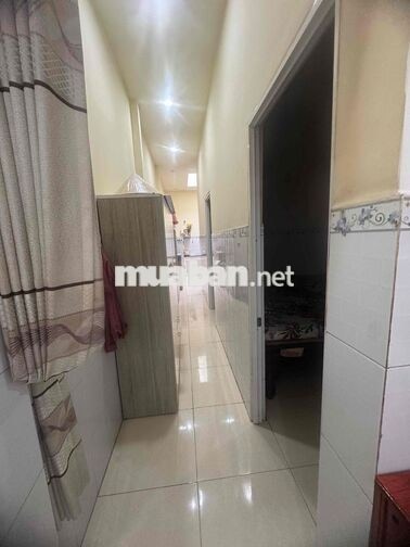 BÁN GẤP NHÀ KP7 SỔ HỒNG RIÊNG, NHÀ CẤP 4 XÂY DỰNG KIÊN CỐ SẠCH ĐẸP