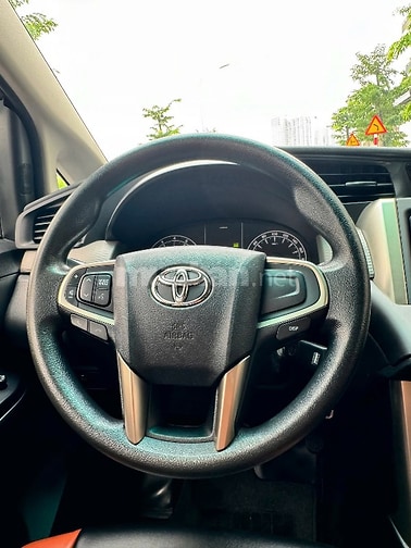 INNOVA 2.0E số sàn màu Đồng biển 30/5 số Hn rất đẹp
