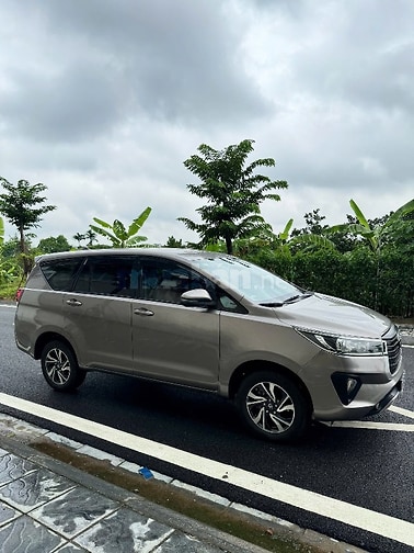 INNOVA 2.0E số sàn màu Đồng biển 30/5 số Hn rất đẹp