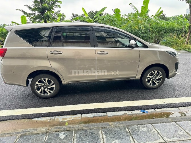 INNOVA 2.0E số sàn màu Đồng biển 30/5 số Hn rất đẹp