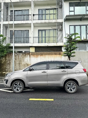 INNOVA 2.0E số sàn màu Đồng biển 30/5 số Hn rất đẹp