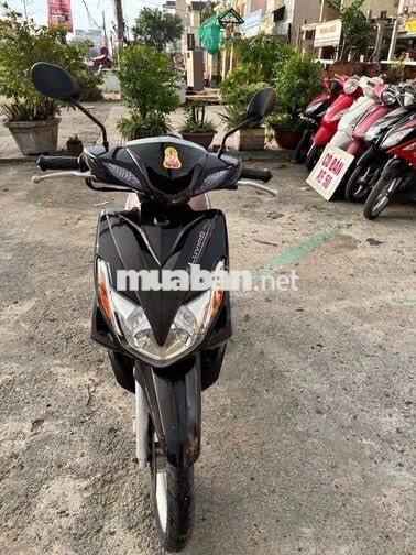 Yamaha Luvias Nâu, Đen Xe tay ga