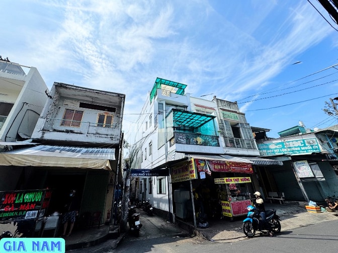 BÁN NHÀ GÓC 2 MẶT TIỀN KINH DOANH : 219A LÊ QUANG SUNG - P. 6 - Q. 6 