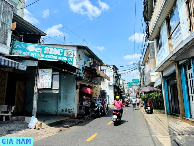 BÁN NHÀ GÓC 2 MẶT TIỀN KINH DOANH : 219A LÊ QUANG SUNG - P. 6 - Q. 6 