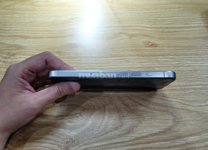 iPhone 15 Pro 128GB màu Trắng máy Zin mới 95% Pin 86% Full chức năng